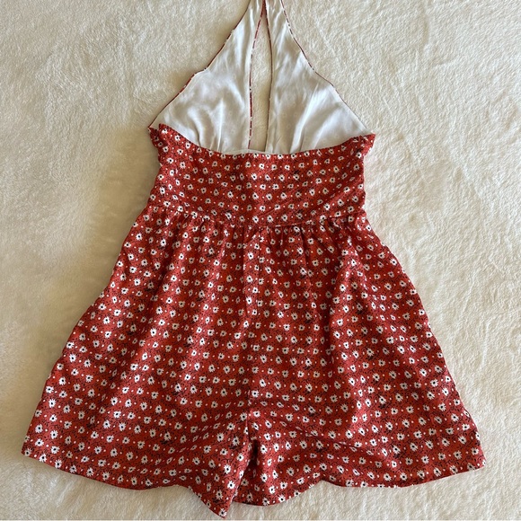 NWT retro vibes romper - Picture 4 of 5